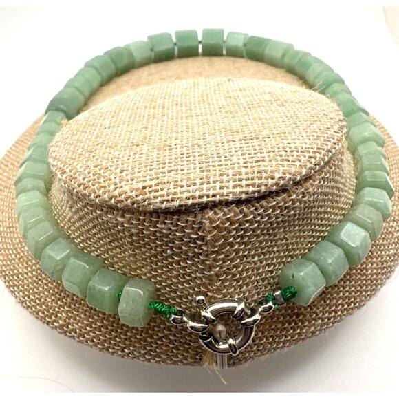 Natural Green Aventurine Necklace Vintage Chunky Hexagon Beads Hand Knotted - Picture 4 of 9